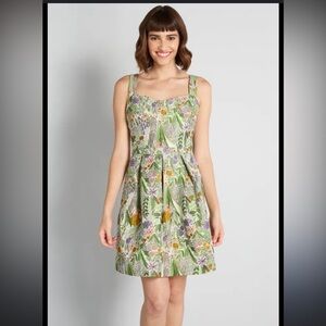 ModCloth Women's A Spring Garden‎ Fling Fit & Flare Jacquard Dress Size 10